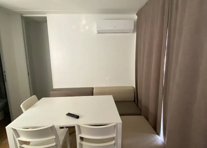 营地 露营国际米兰迪卡斯特儿福萨诺酒店