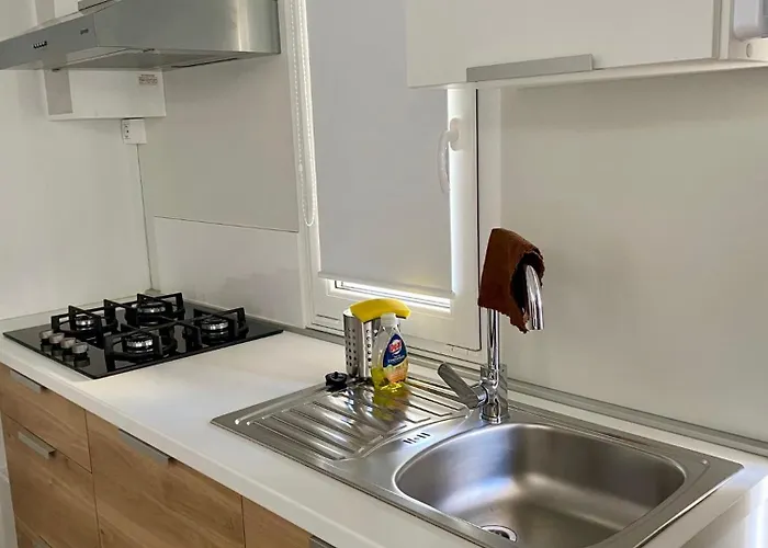 露营国际米兰迪卡斯特儿福萨诺酒店 营地